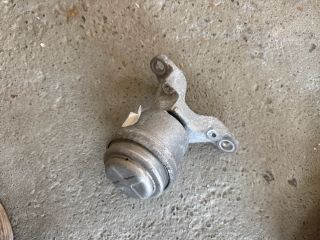 bontott FORD MONDEO V Motor Tartó Bak Jobb